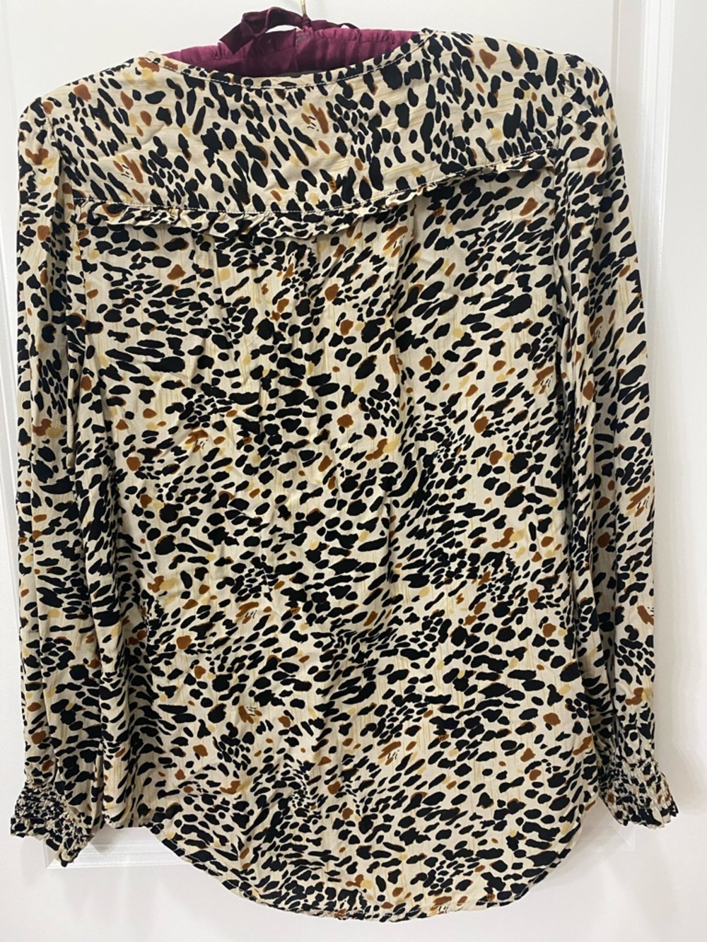 beachlunchlounge Cream Animal Print Smocked Button-Down Blouse - Picture 3 of 4